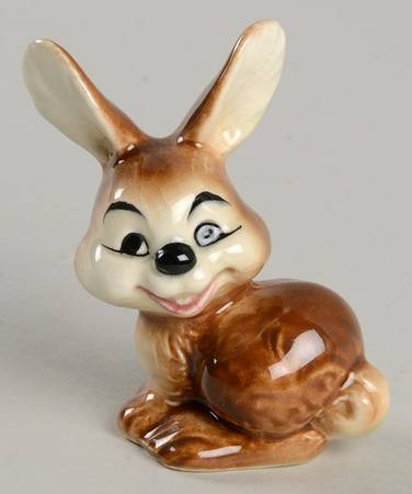 Animals-Figurines Rabbit-Sitting - No Box