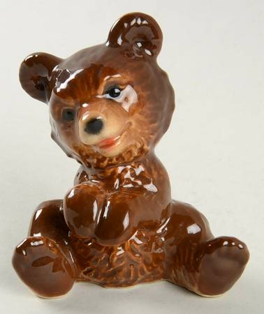 Animals-Figurines Bear Cub-Sitting  - No Box
