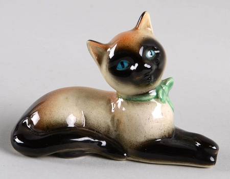 Animals-Figurines Lying Cat With Green Collar - No Box
