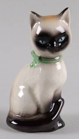 Animals-Figurines Siamese Cat With Green Collar - No Box