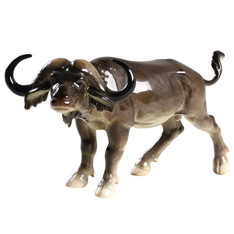 Animals of The Serengeti Cape Buffalo - No Box