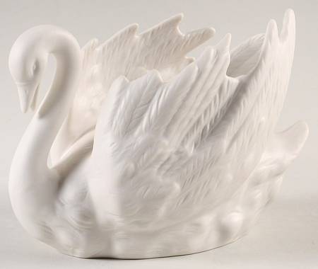All White Figurines Swan-Matte - Boxed