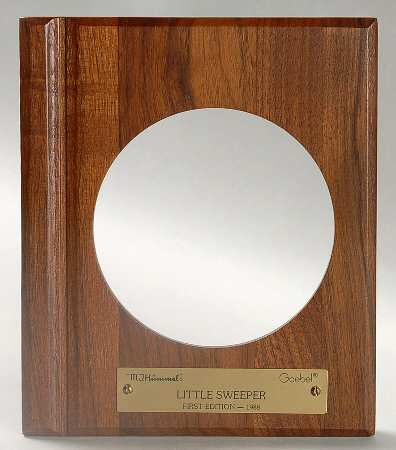 Little Homemakers Wood Frame-Little Sweeper - Boxed