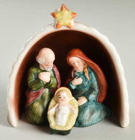 Religious Figurines (HX Mark) Nativity Candle Holder - No Box