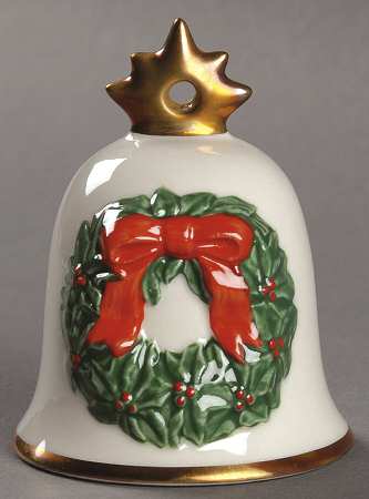 Annual Christmas Bell Wreath With Red Bow - No Box