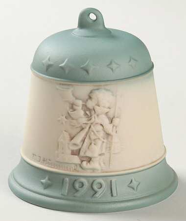 Hummel Annual Bell-Ornament-Series #1 Hear Ye Hear Ye - No Box