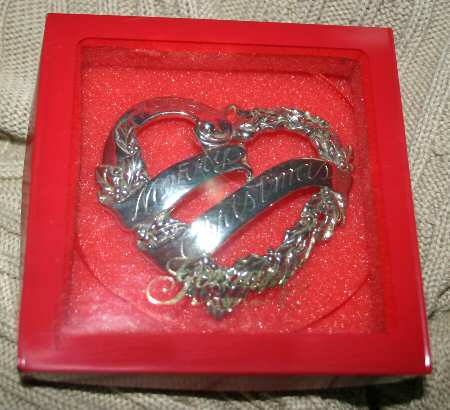 Merry Christmas Heart Merry Christmas Heart - With Box Bx1998