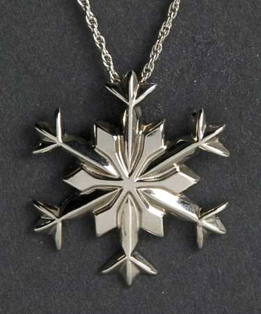 Snowflake Medallion Snowflake With Chain - No Box