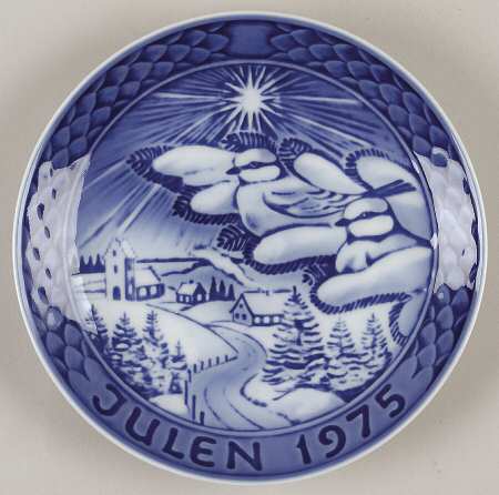 Grande Copenhagen Christmas Plate by Grande Copenhagen