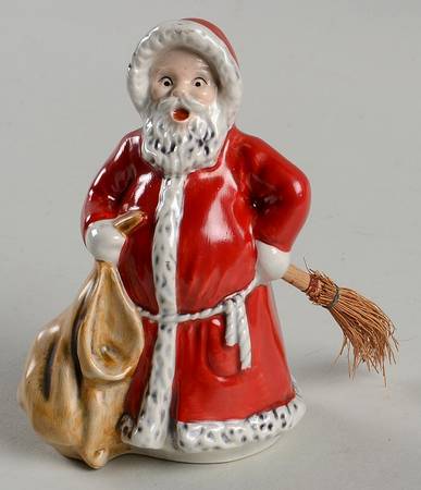 Christmas Figurines & Giftware Santa With Broom - No Box