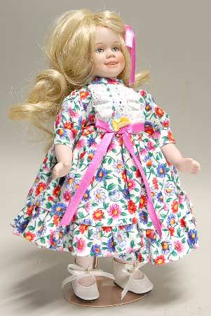 Goebel Dolls Little Darling-Doll Club - Boxed