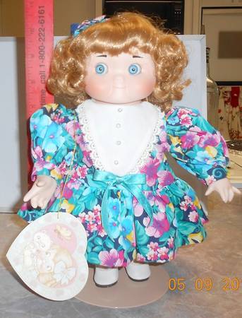 Dolly Dingle Dolls Musical - No Box