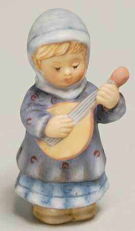 Berta Hummel Miniature Nativity Girl With Lute - No Box