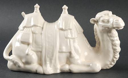 Nativity Camels & Animals Camel-Lying White - No Box