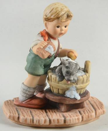 Little Caregivers-Berta Hummel A Good Scrubbing - Boxed