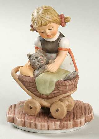 Little Caregivers-Berta Hummel Snuggle Up - Boxed