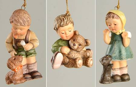 A Berta Hummel Christmas Set #10 Boxed Set Of 3 - Boxed