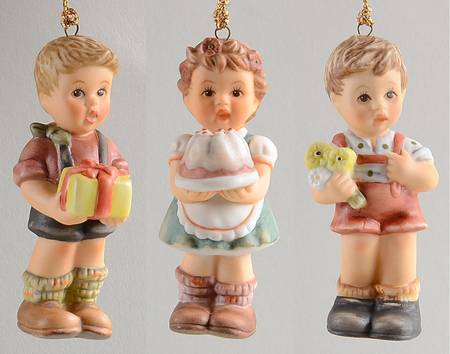 A Berta Hummel Christmas Set #14 Boxed Set Of 3 - With Box 53