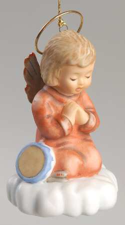 A Berta Hummel Christmas A Tender Prayer For All - Boxed