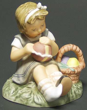 A Breath of Spring-Berta Hummel Found An Egg - Boxed