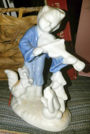 Gerold Porzellan Figurine Boy Playing Violin - No Box