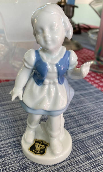 Gerold Porzellan, Gerold Porzellan Figurine | Replacements, Ltd.