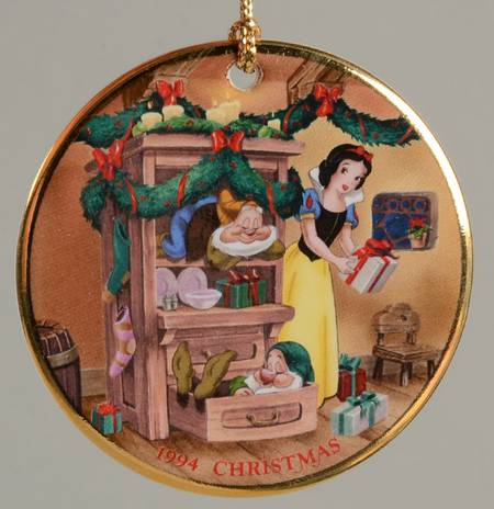 Disney Annual Ornaments-Flat Christmas Dreams - With Box