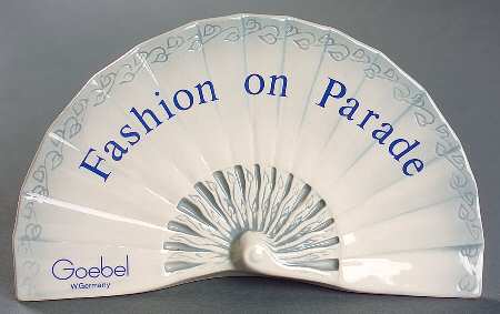 Advertising Signs Fashion On Parade - Advertising Signs