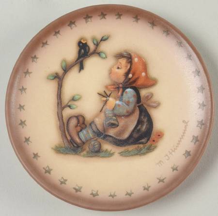 Miniature Annual Plate Happy Pastime - Boxed