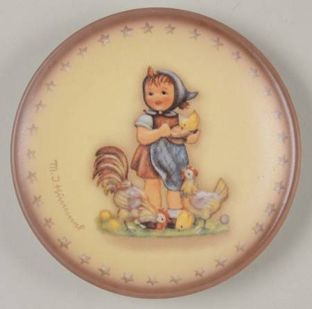 Miniature Annual Plate Feeding Time - Boxed