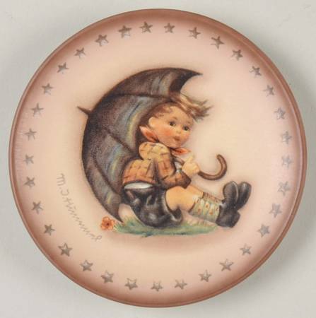 Miniature Annual Plate Umbrella Boy - Boxed