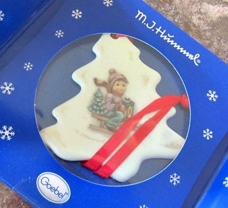 Hummel Flat Ornaments Ride Into Christmas-Tree - No Box