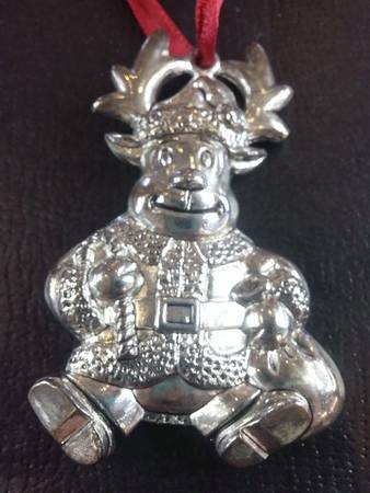 Gorham Ornaments Reindeer With Toy Bag - No Box