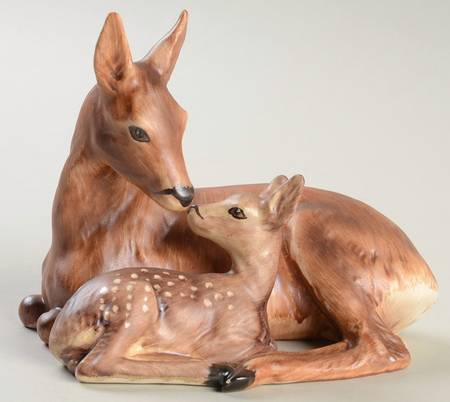 Mother's Day Figurines Deer And Fawn - Boxed