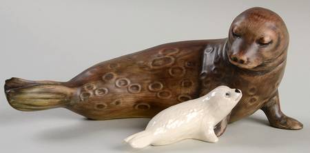 Mother's Day Figurines Seal And Pup - Boxed