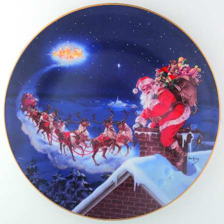Classic American Santa by Hamilton Collection