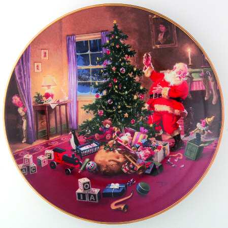 Classic American Santa A Christmas Eve Vistor - No Box by Hamilton Collection