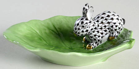 Rabbits & Bunnies (Single) Bunny On Cabbage Leaf-Black - No Box