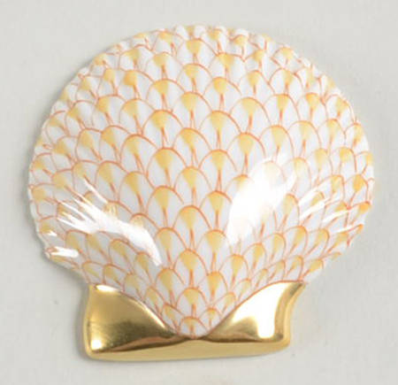 Shells Miniature Scallop-Butterscotch - No Box