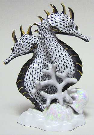 Sea Marine Animals Seahorses-Black - No Box