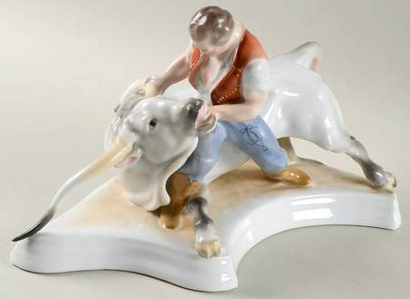 Traditional Hungarian People Toldi With Bull - No Box