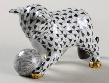 Cats Kitten With Yarn-Black - No Box