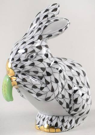 Rabbits & Bunnies (Single) Bunny Eating-Black - No Box