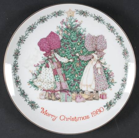 Christmas Plate by Holly Hobbie