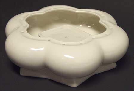 Giftware Flower Bowl-Scalloped/No Gold - With Box