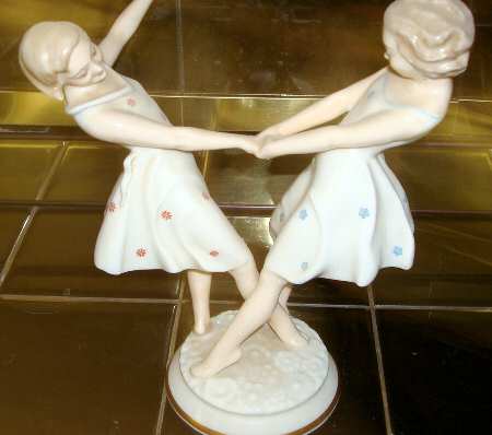 Children Playmates-Color - No Box