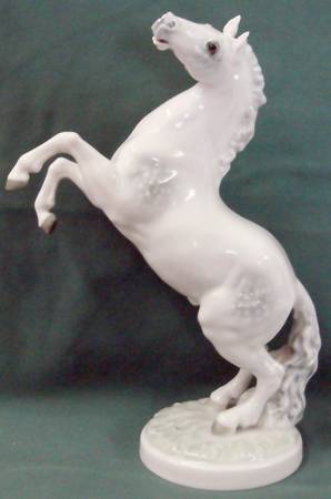 Horses Horse Rearing-Black Eyes - Boxed