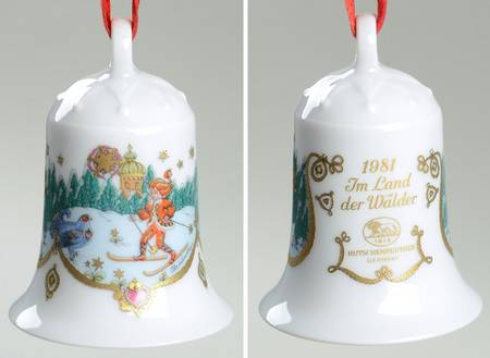Annual China Christmas Bell In The Land Of Forest - Boxed