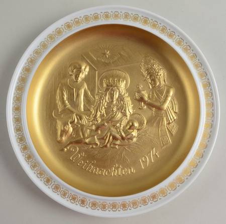 The Holy Family Christmas Plates The Adoration - Boxed