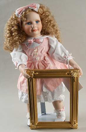 Hamilton Dolls Shelly - No Box